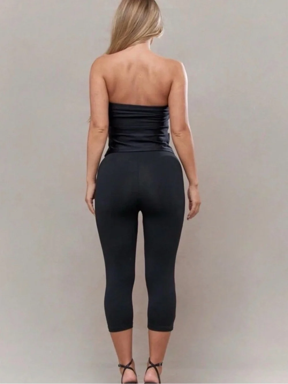 Capris - Picture 4 of 6